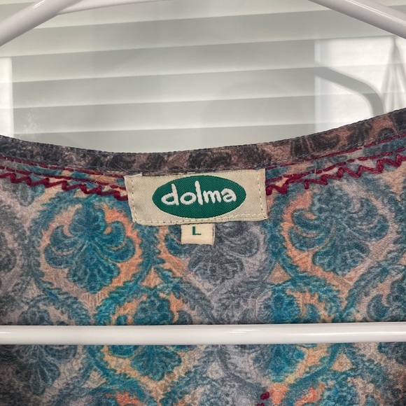 Beautiful Dolma 100% Silk Hand Embroidered Tunic - Picture 2 of 6